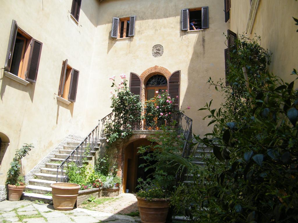 B&B Il Glicine Montefollonico 外观 照片